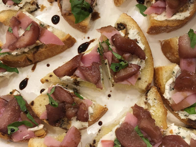 Maddy’s Spiced Pear & Prosciutto Bruschetta